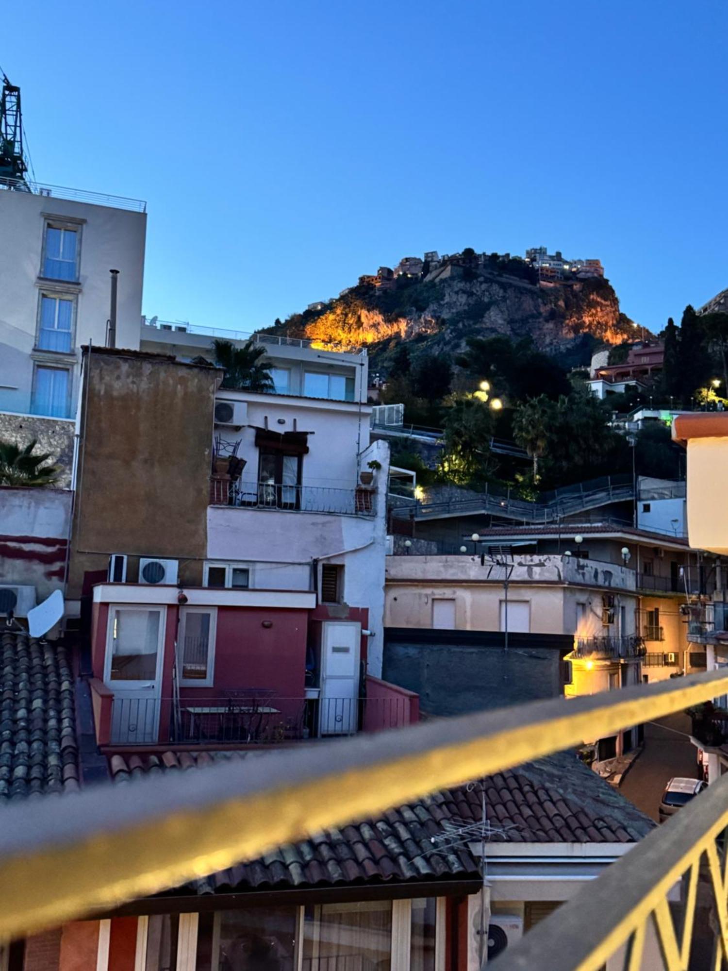 Taormina'S Sun Apartment 외부 사진