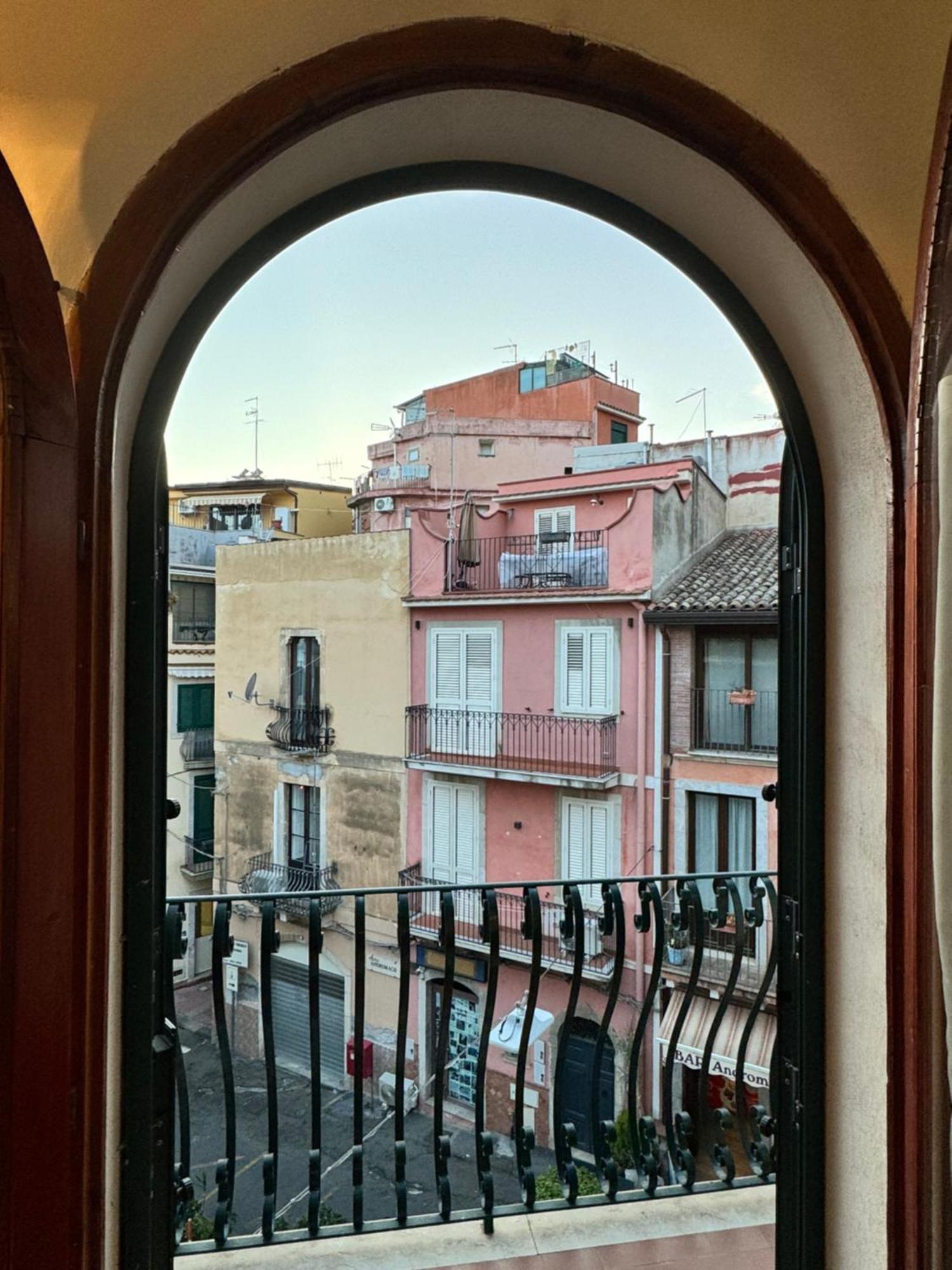 Taormina'S Sun Apartment 외부 사진